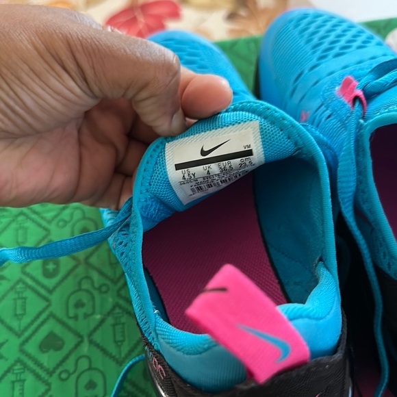 Nike Air Max 270 Blue and Pink Shoes size 4.5Y - Picture 6 of 6
